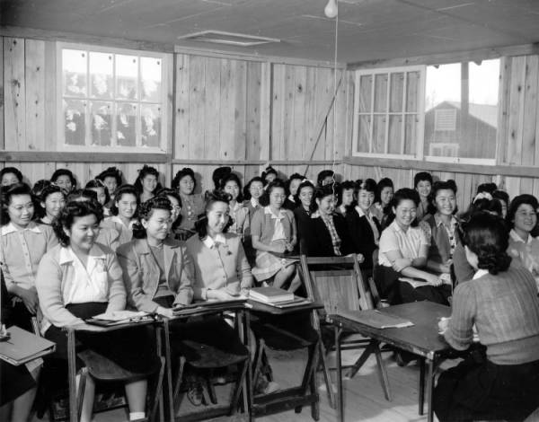 Home economics class at Rohwer Relocation Center